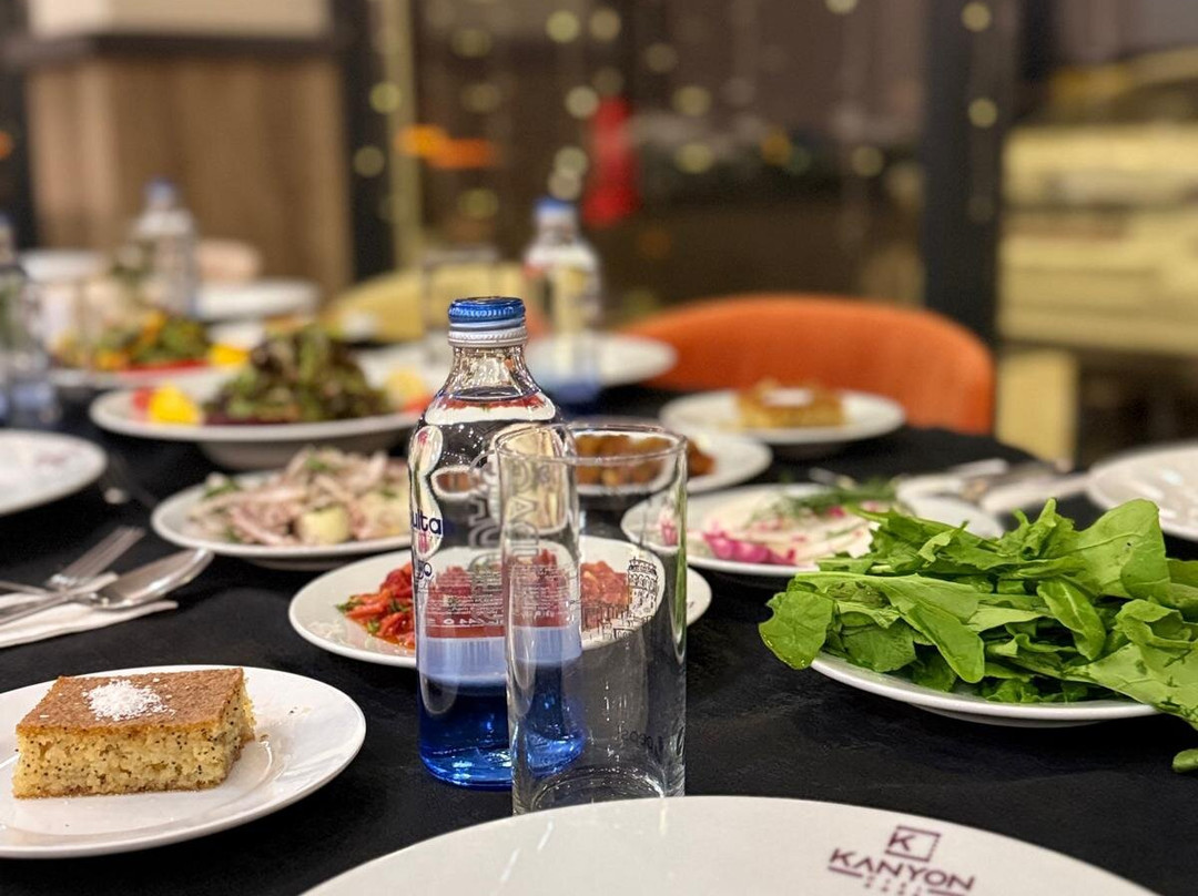 Kanyonvadi Hotel主图