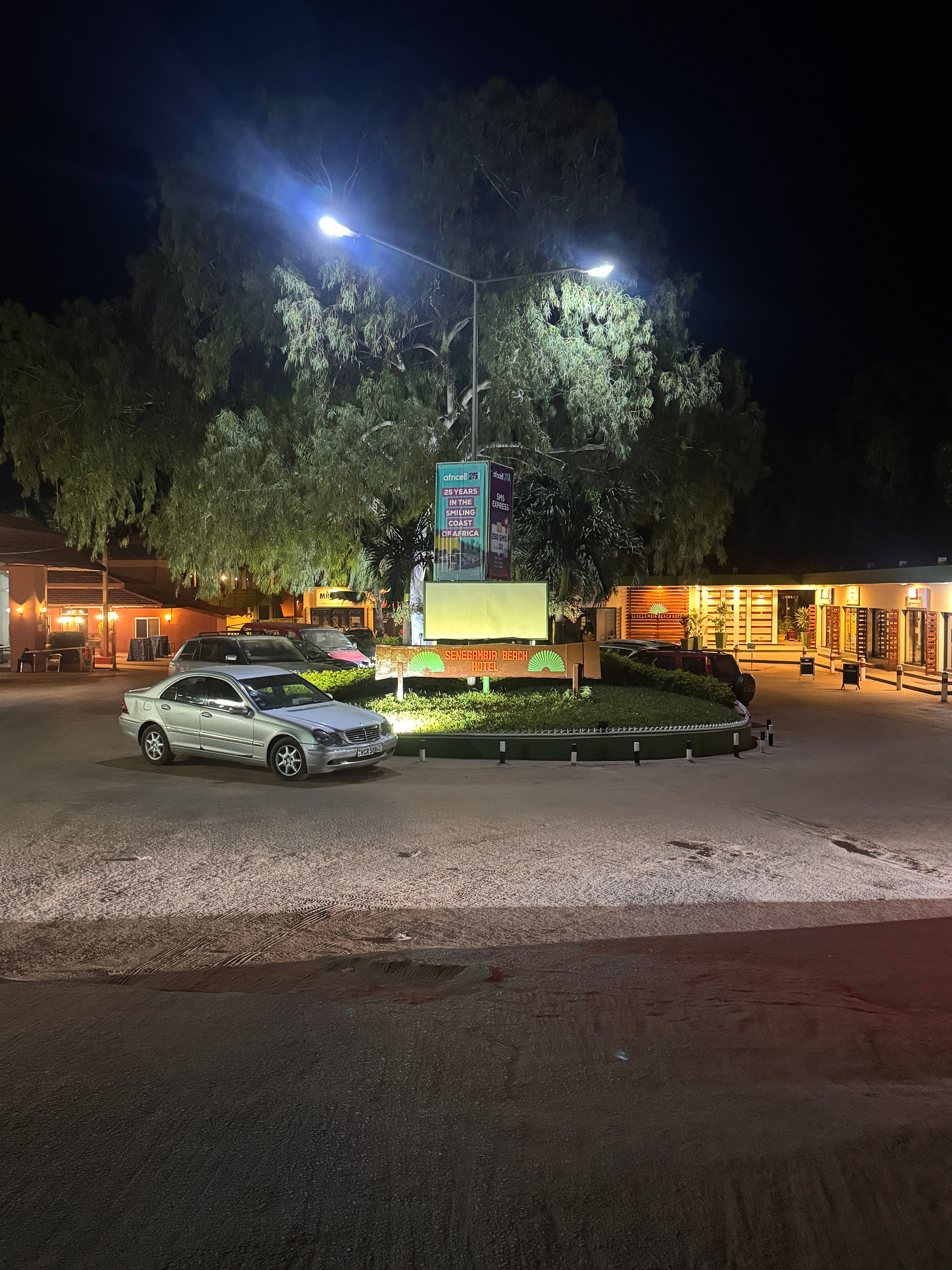 塞内冈比亚海滩酒店-官方