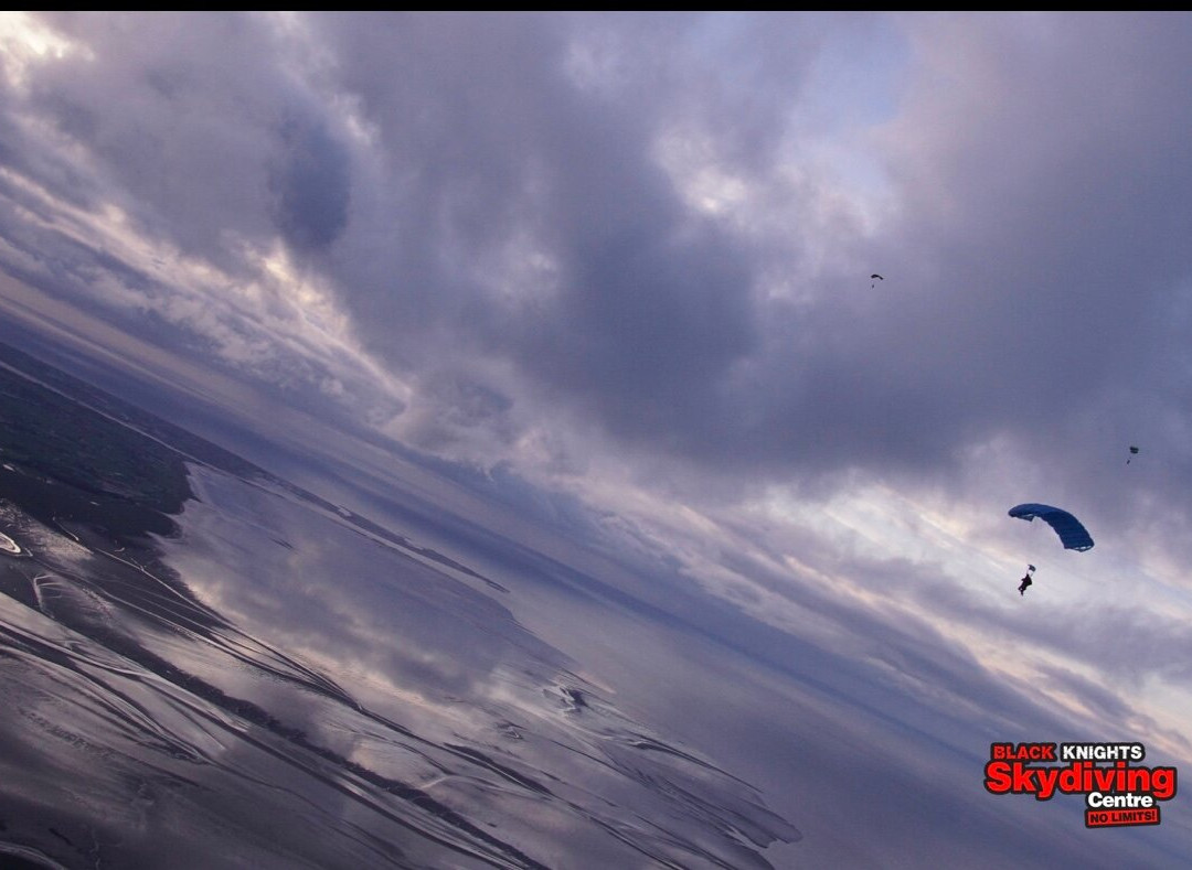Black Knights Parachute Centre-兰开斯特必去景点