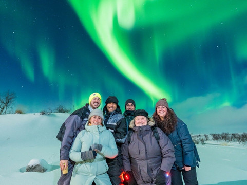 Northern Lights Chase in a small group with free photos.-特罗姆瑟必去景点