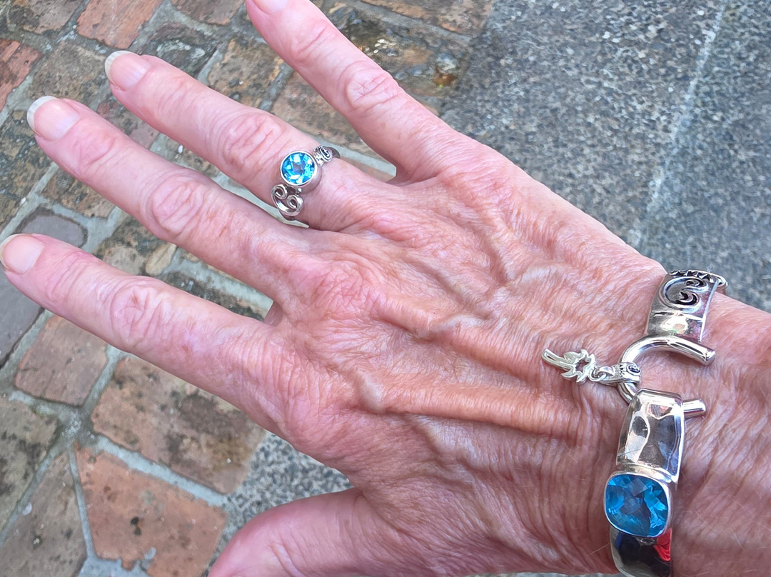 Vibe Jewelry-圣约翰必去景点