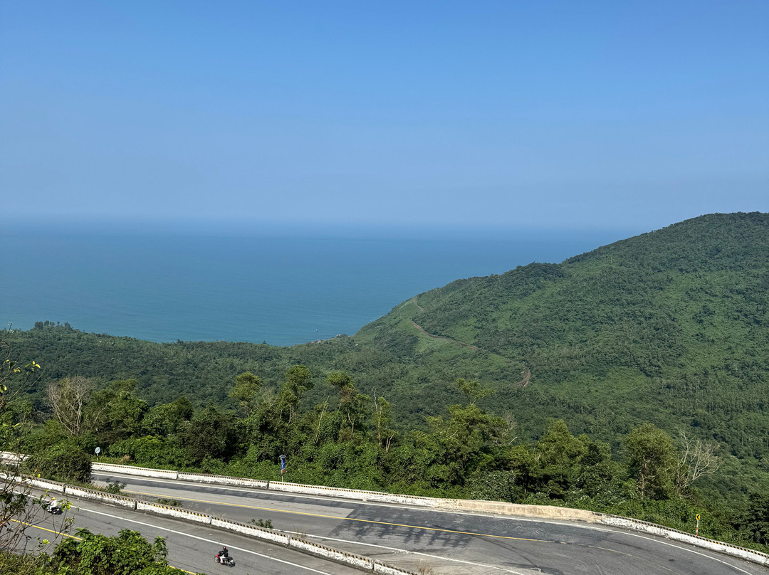 Hai Van Pass Riders-顺化必去景点