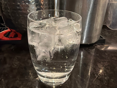 奥弗顿酒店加会议中心主图