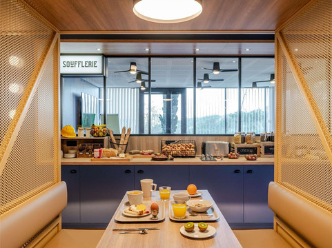 Ibis Styles Bordeaux Lormont主图