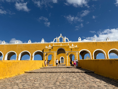 MexiGo Tours-巴利亚多利德必去景点