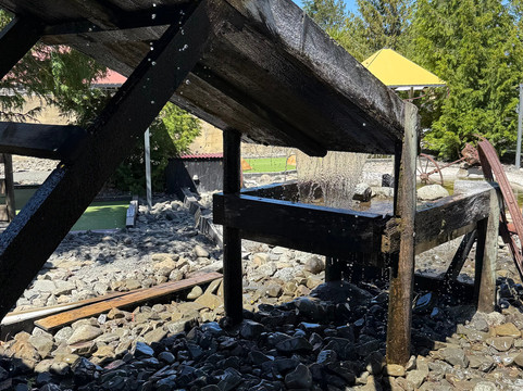 A-maze-n-golf-汉默温泉必去景点