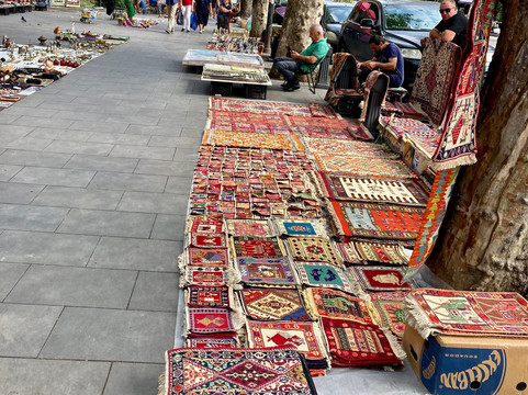 Dry Bridge Market-第比利斯必去景点