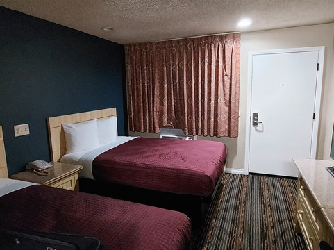 圣地亚哥东桑蒂罗德威酒店主图