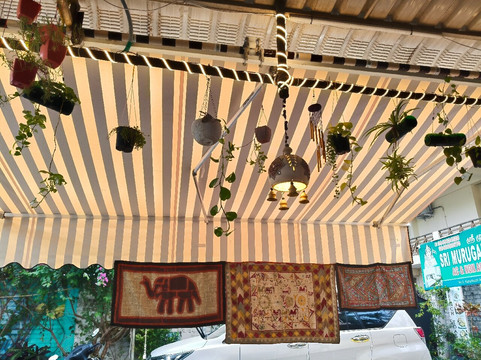 Sri Murugan Beach Paradise Hotel