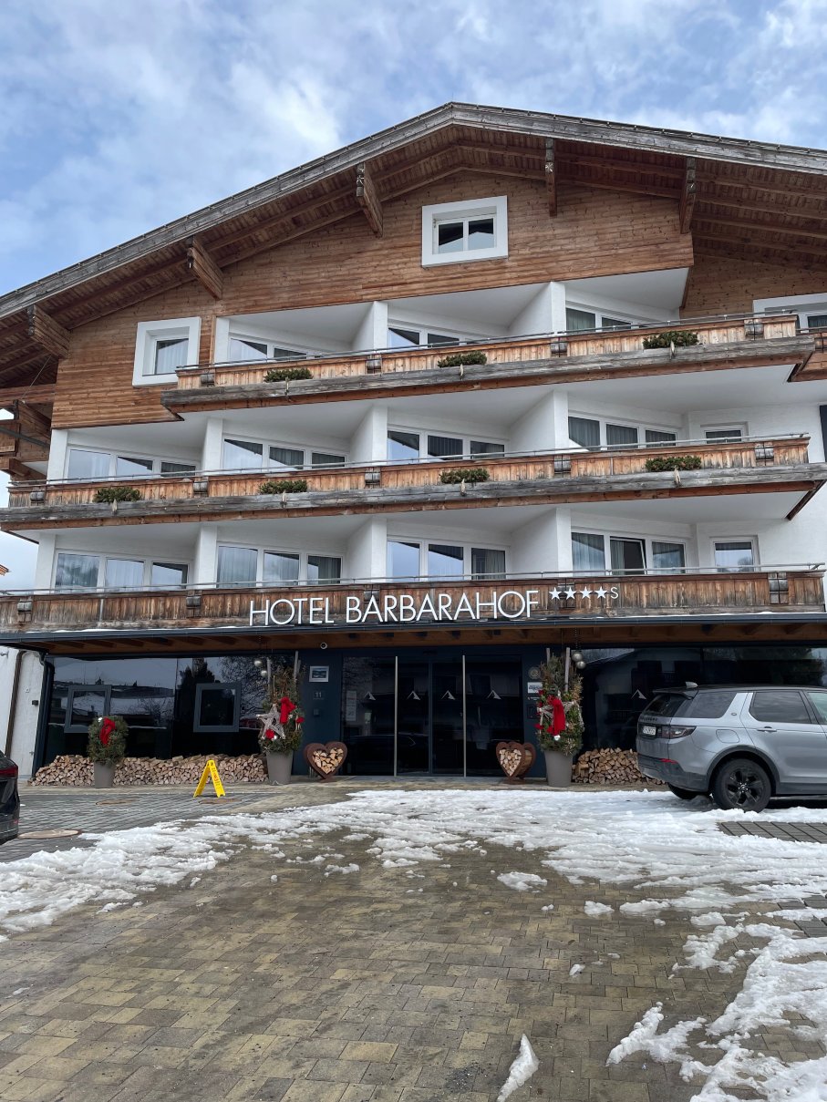 库普仑巴巴拉霍夫酒店 - 限成人-官方