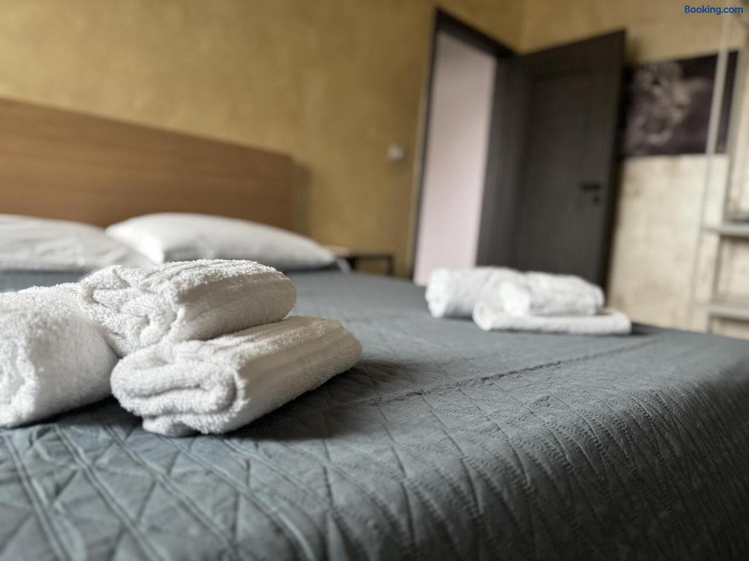 Modena Central Station - Suites H24