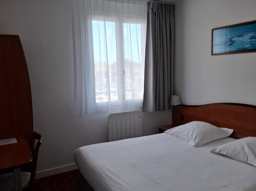 吉尔罗酒店主图