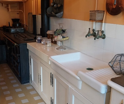 Hotel Le Vergeur Museum-兰斯必去景点