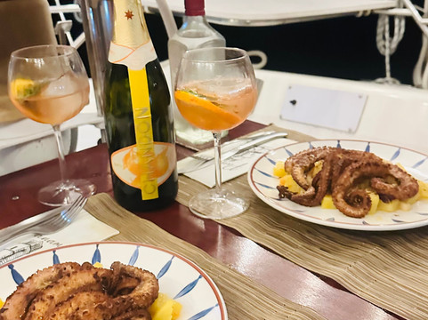 Anemoi Sailing-埃尔波韦尼尔必去景点