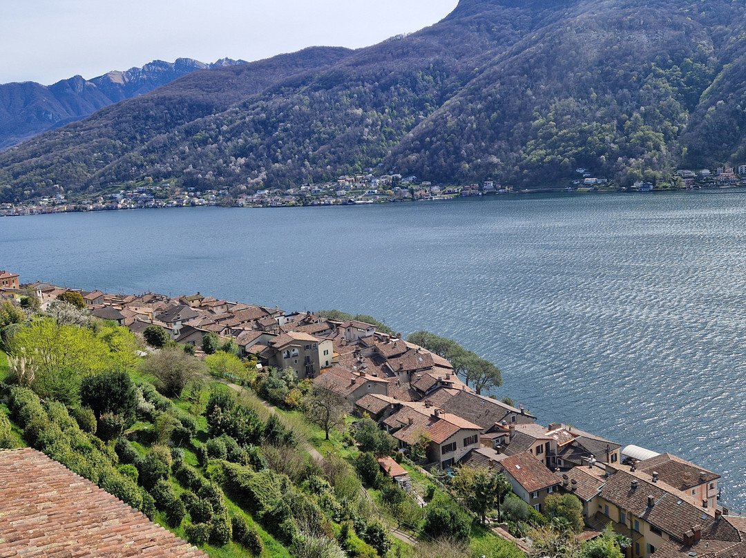 里维埃拉酒店主图