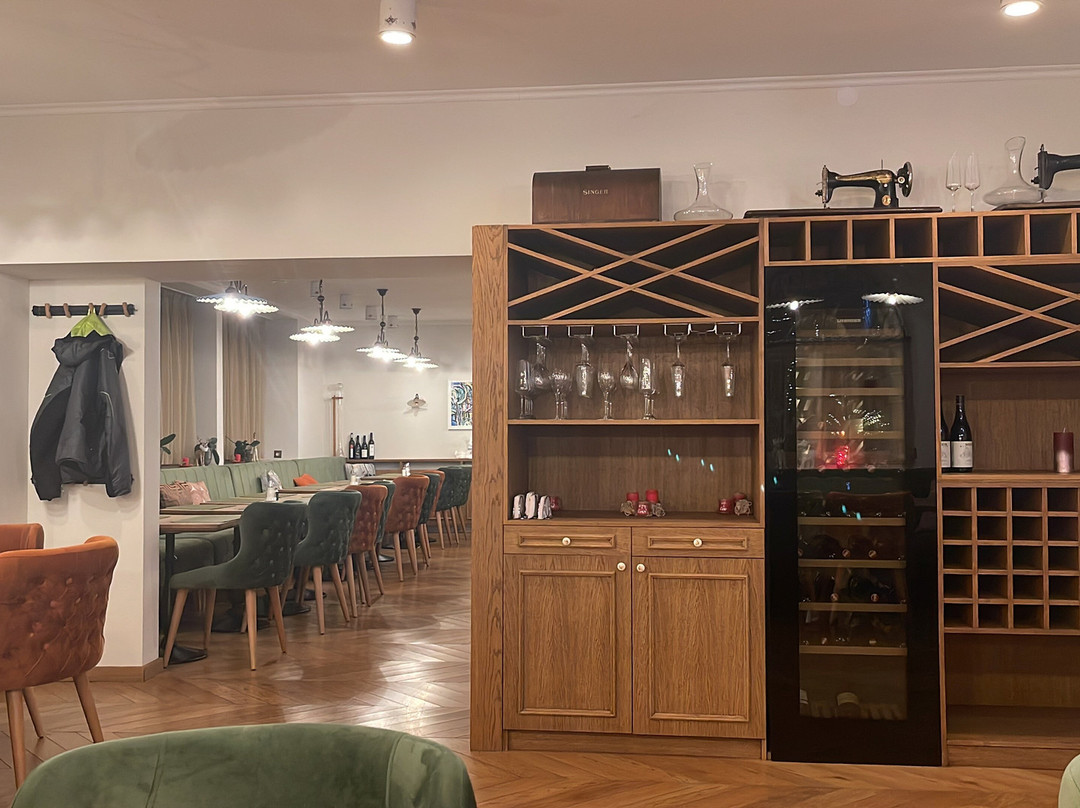 拉德茨基酒店主图