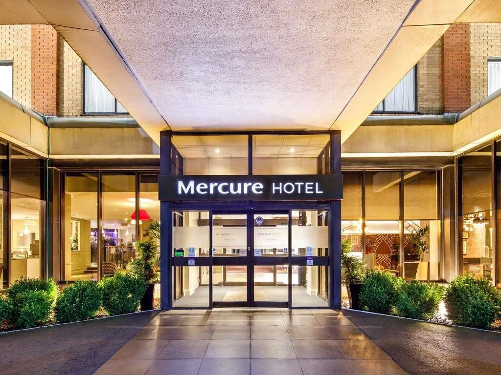 泰尔福特中心美居酒店
