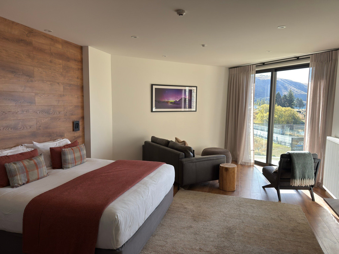 特卡波湖超级套房酒店主图