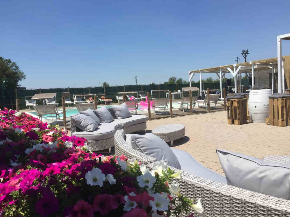 FUORICITTÀ - COUNTRY CLUB