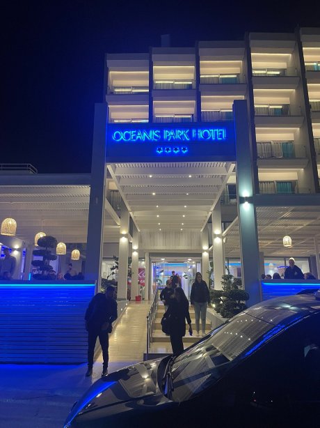 欧申尼斯帕克酒店-旅行者
