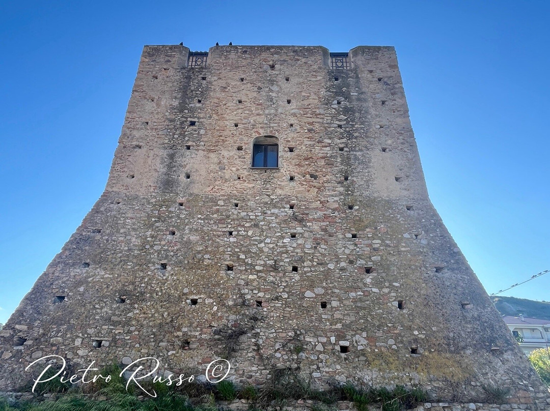 Torre della Limara-Marina di Strongoli必去景点