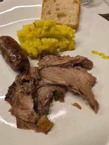 The Black Truffle Lodge-旅行者
