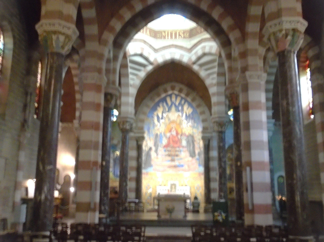 Chapelle la Colombiere-Paray Le Monial必去景点