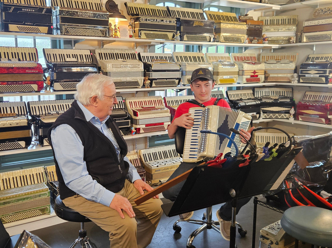New England Accordion Connection & Museum Co.-Canaan必去景点