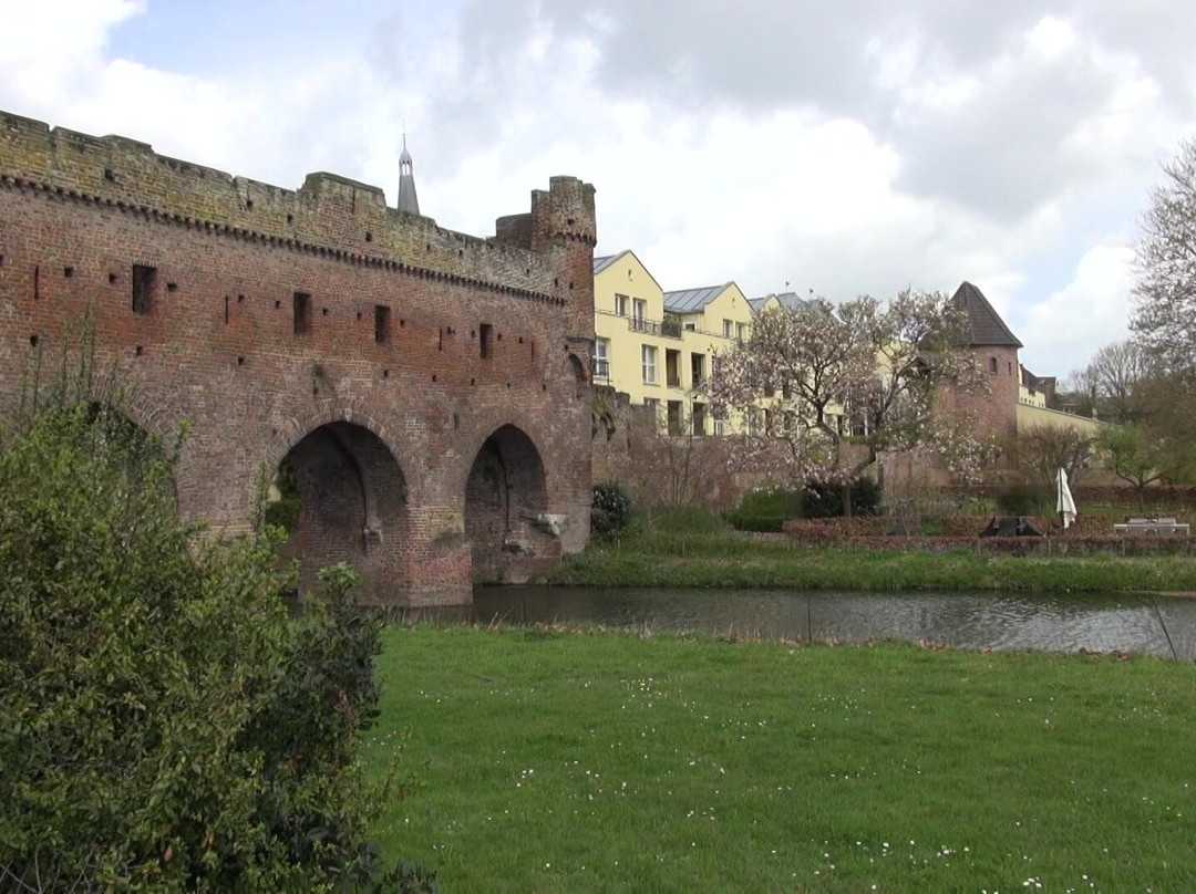 Rijksmonument Berkelpoort-ruine uit 1424-Zutphen必去景点