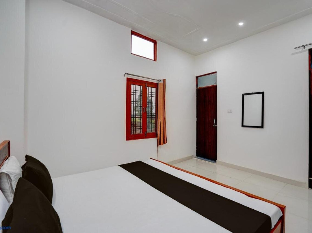 Hotel O Bhavya Inn