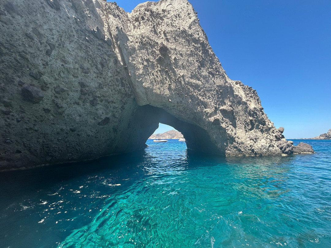 Sparos Daily Cruises-Pounta必去景点