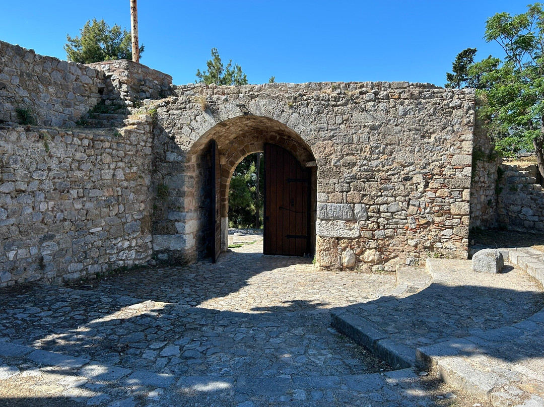 Karababa Castle-Xirovrysi必去景点
