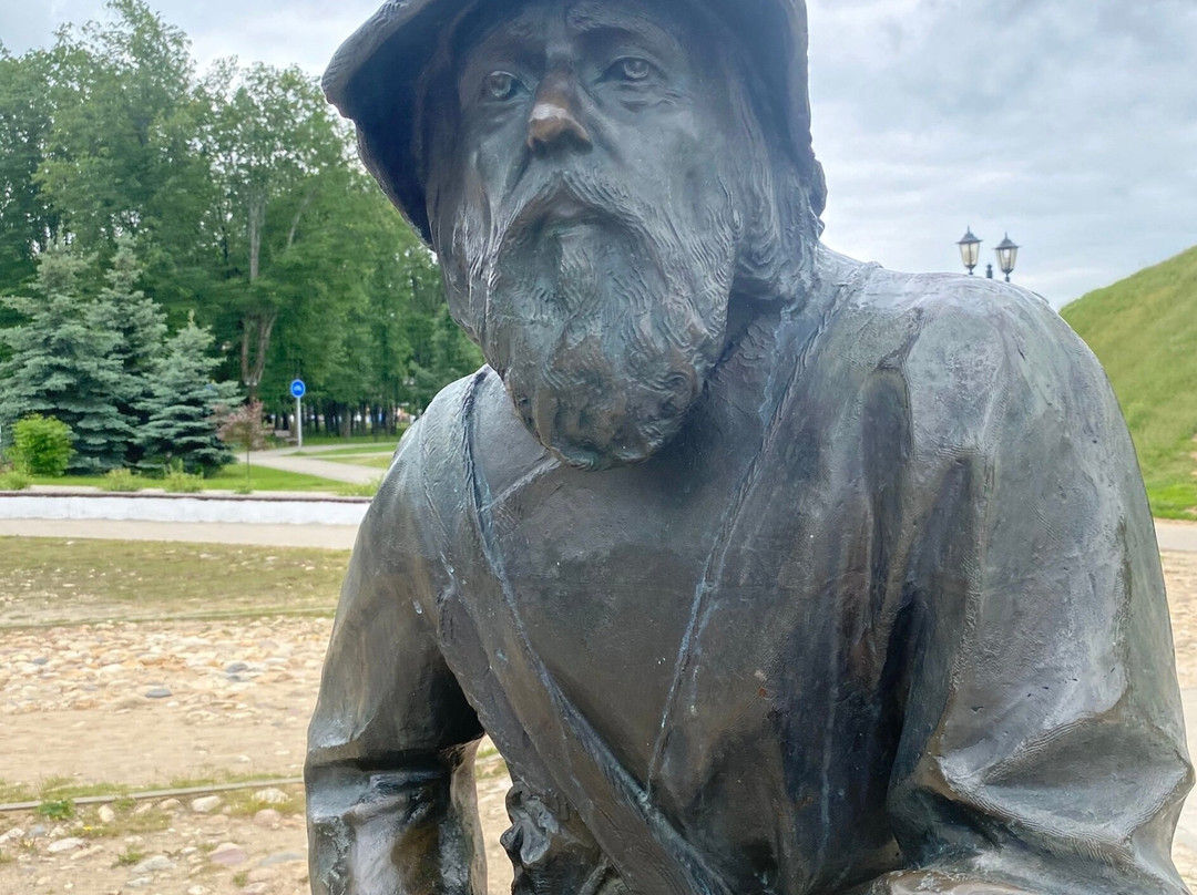 Sculpture Wanderer-Dmitrov必去景点