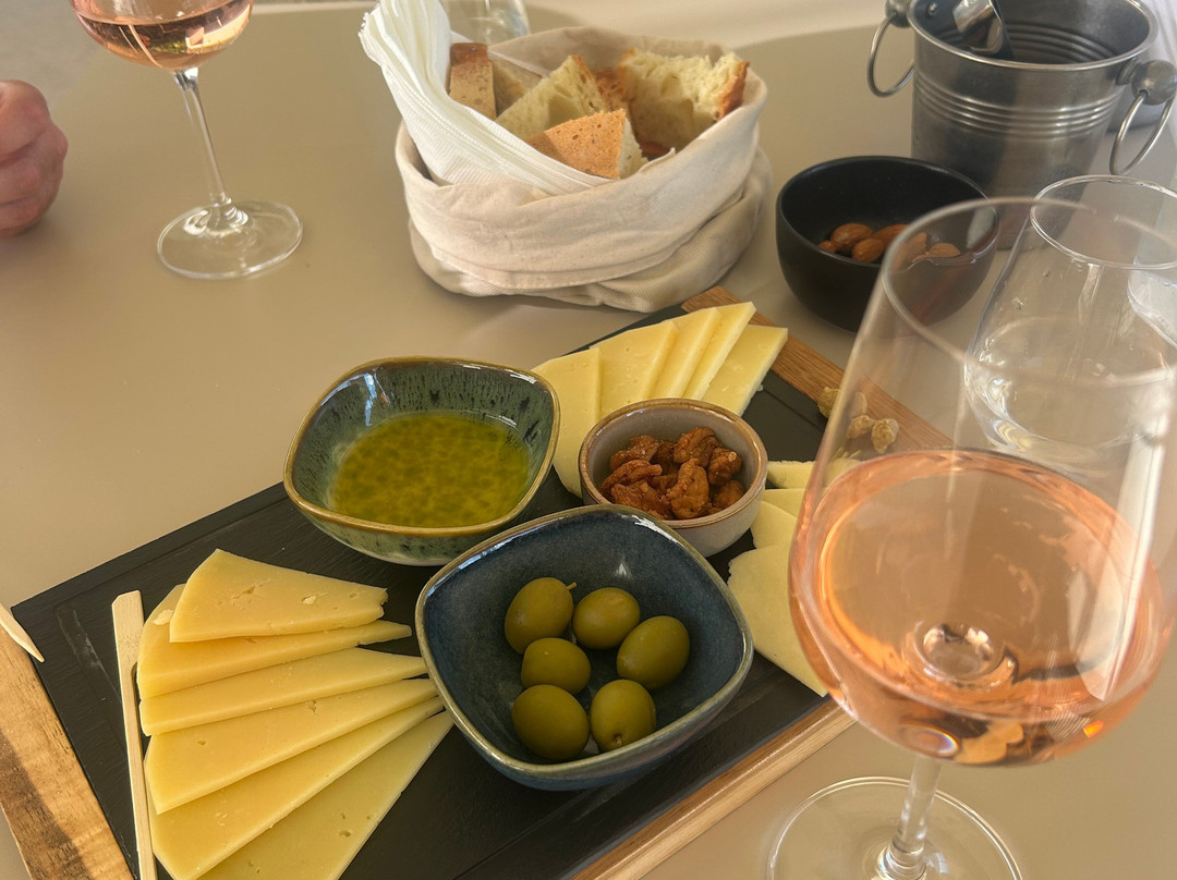 Winery Kusić-玛卡沙必去景点