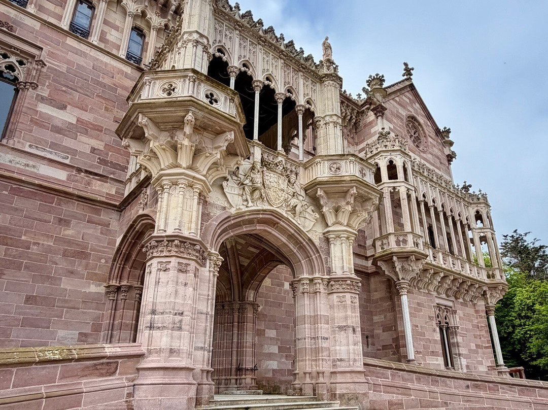 Palacio de Sobrellano-科米利亚斯必去景点