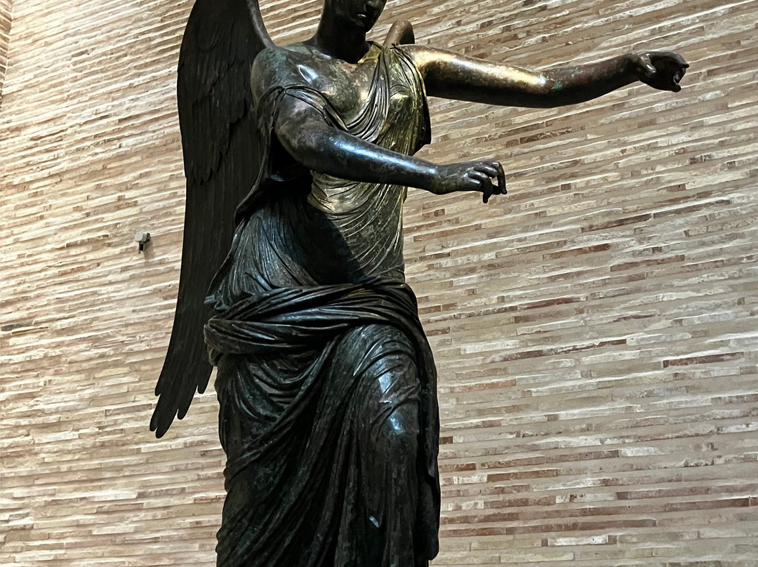Tempio Capitolino e Piazza del Foro-布雷西亚必去景点