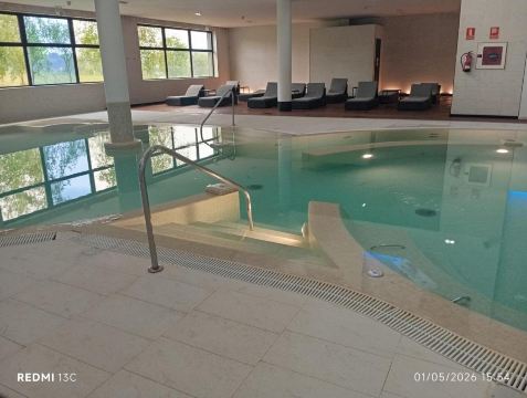 巴拉加里斯URH温泉禅酒店-旅行者