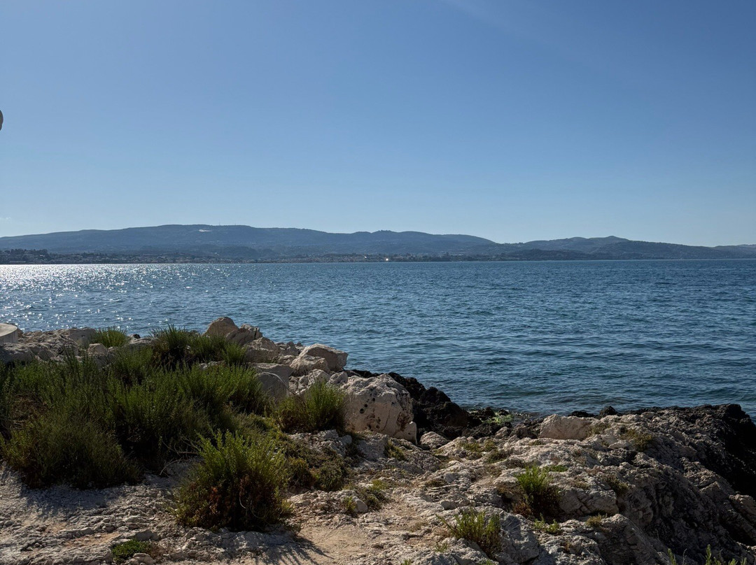 Lighthouse of Saint Theodoroi-阿尔戈斯托利翁必去景点