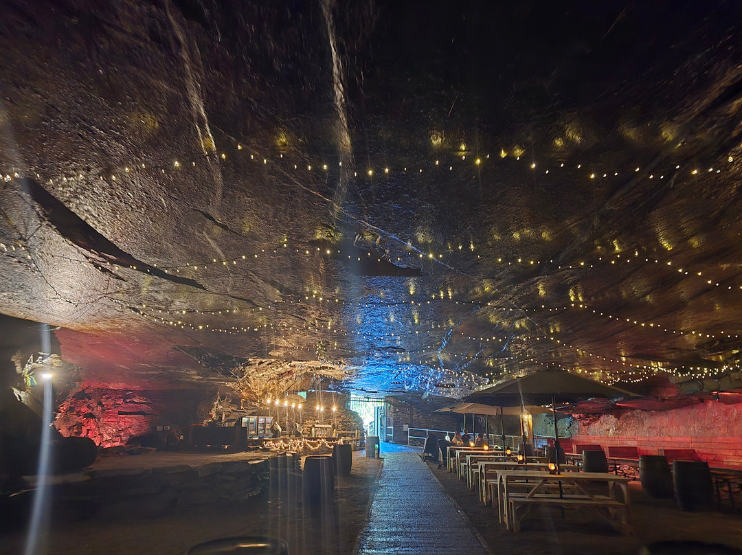 Carnglaze Caverns-利斯卡德必去景点
