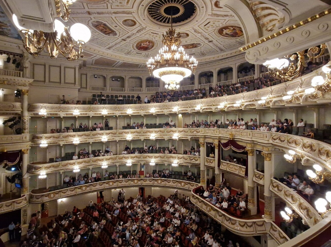Semper Opera House (Semperoper)-德累斯顿必去景点