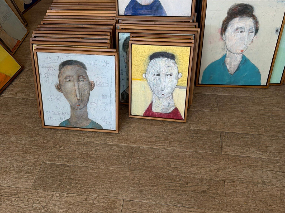 Purpa Fine Art Gallery Seminyak-水明漾必去景点