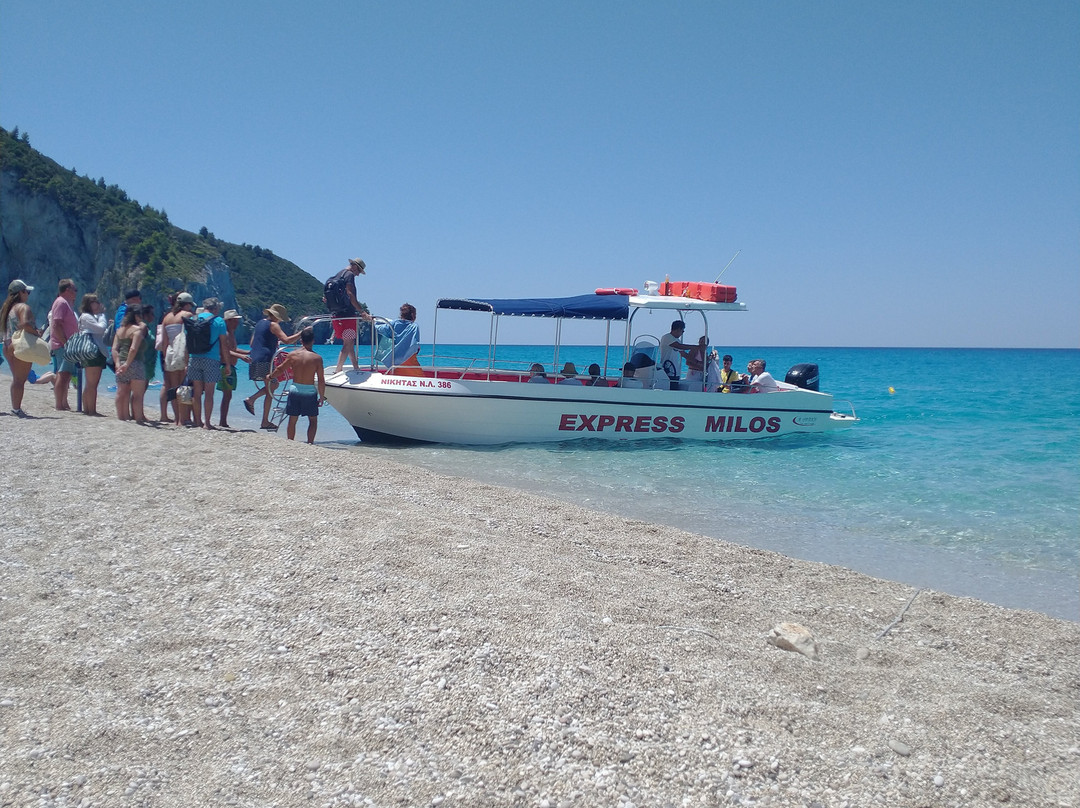 Milos Beach-Agios Nikitas必去景点