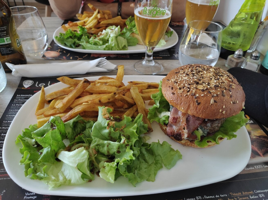 Le Local