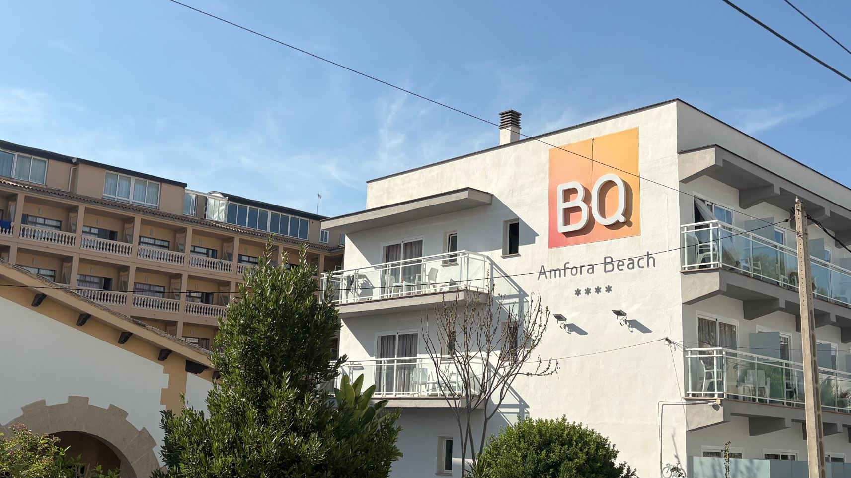 BQ阿姆法罗海滩酒店-限成人-旅行者
