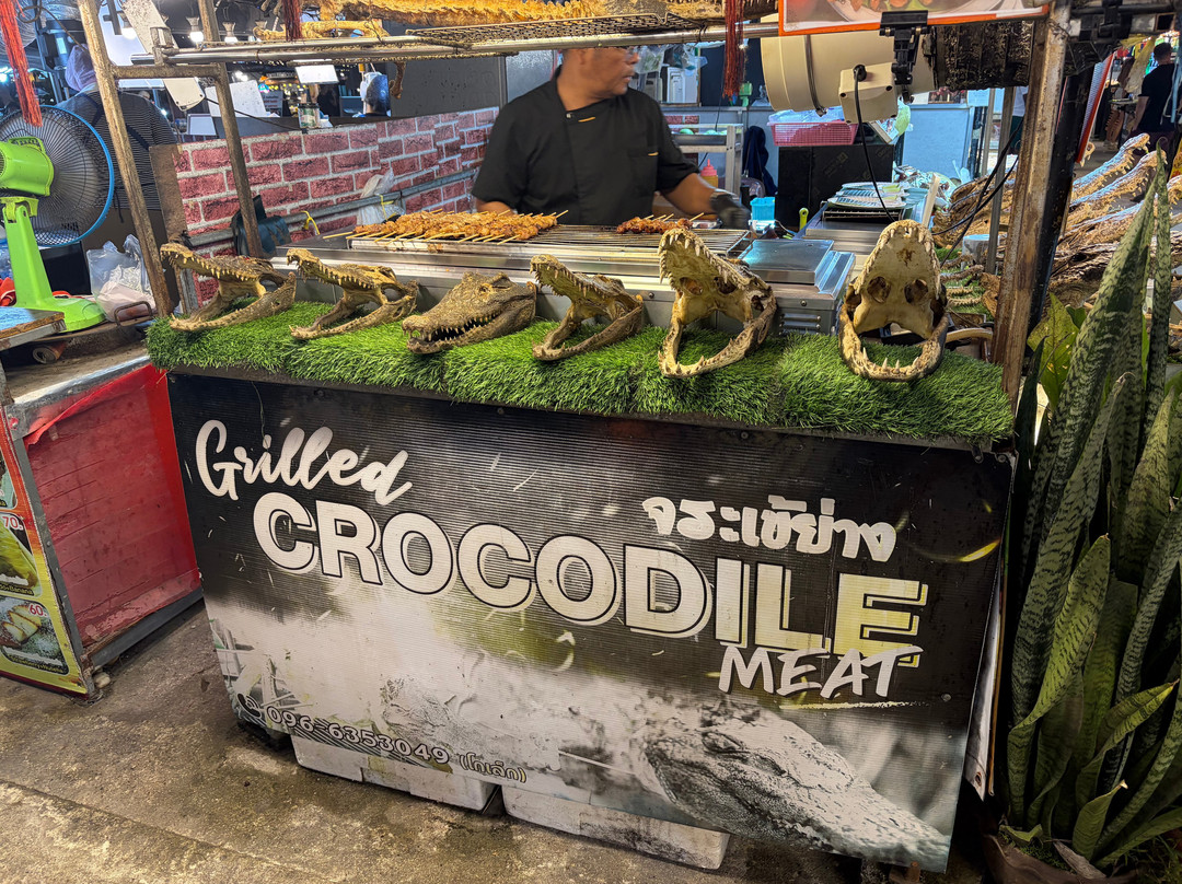 Ao Nang Landmark Night Market-奥南必去景点