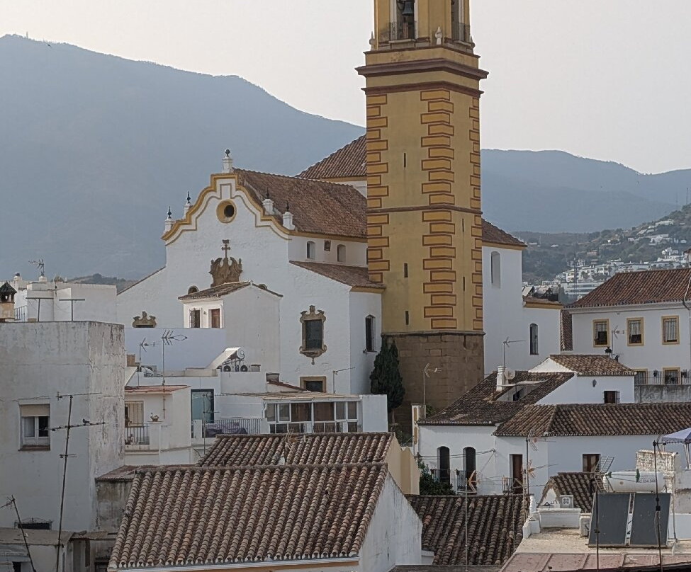 Bermeja Views