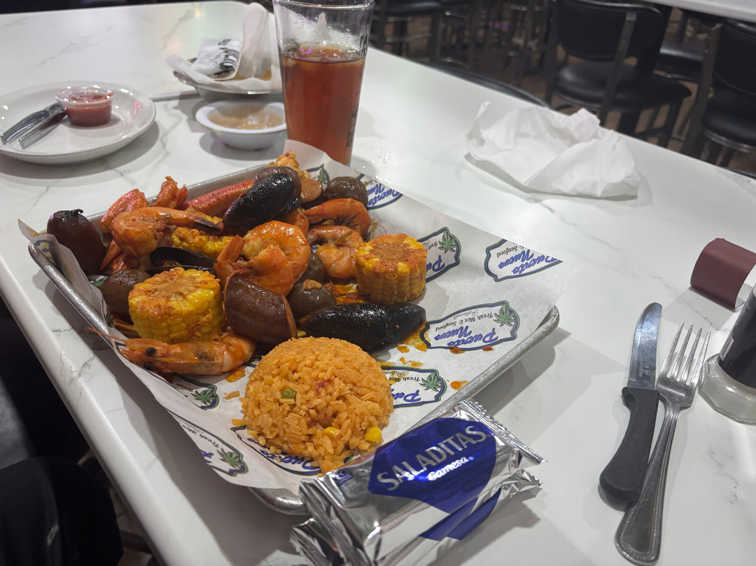 Puerto Nuevo Fresh Mex & Seafood