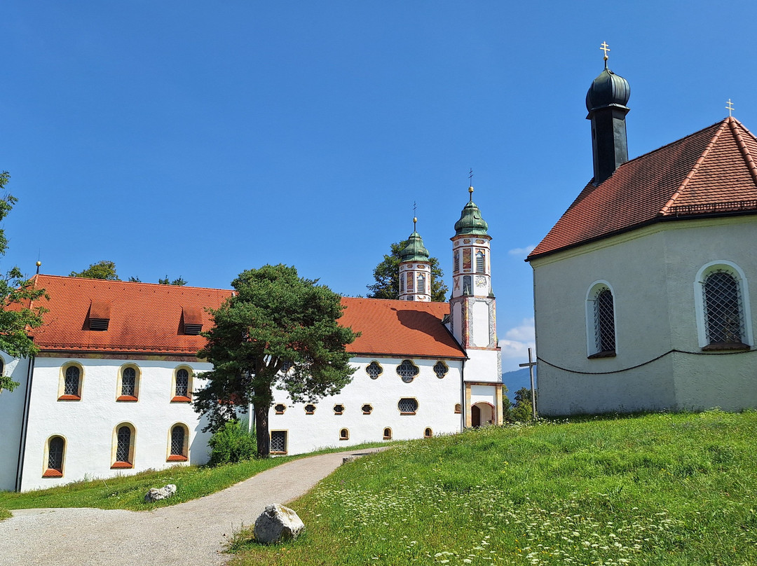 Heilig-kreuz-kirche-Bad Toelz必去景点