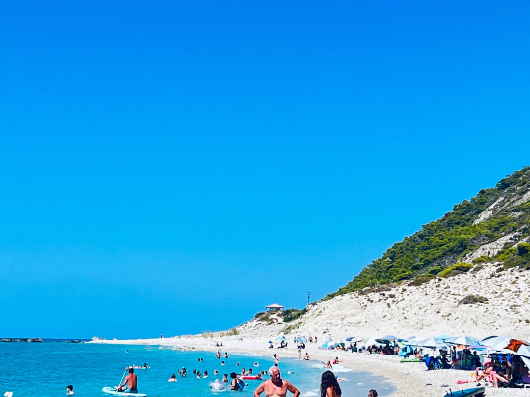 Gialos Beach-Apollonii必去景点