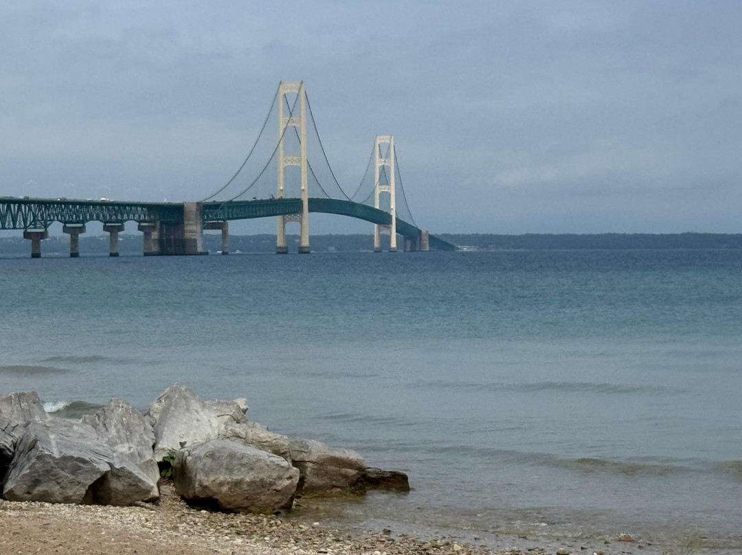 Mackinac Bridge-圣伊尼亚斯必去景点
